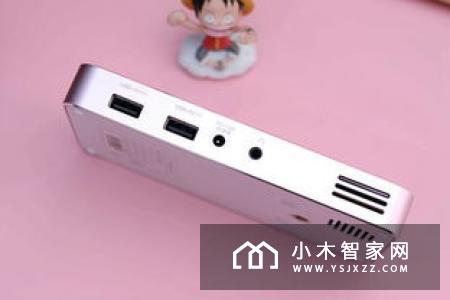 创维小湃智能投影P2性价比非常高的微型投影神器