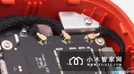 除了蓝牙和麦克风，这款Roav车充还“塞”进了天猫精灵