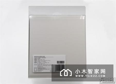 致敬小米8！防雷插座也透明探索 来感受下