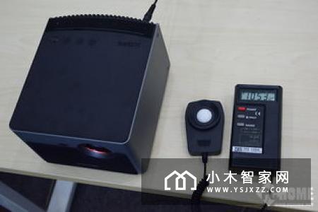 画质全高清 观看全自动 极米H2 Slim无屏电视评测