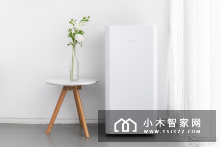 新颐小白PRO评测：这台“性能怪兽”有着革命性的体验