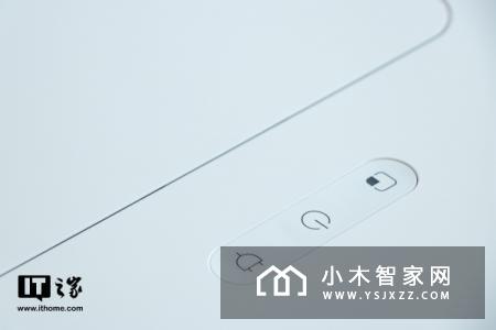 小瓦扫地机器人规划版开箱图赏：干净素雅科技范