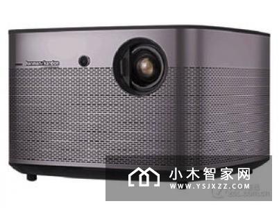 极米发布微型投影仪极米CC 一款能随身携带的无屏电视