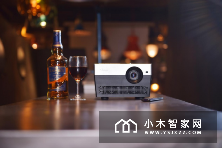 奥图码投影机I5：感受4K巨幕震撼视界