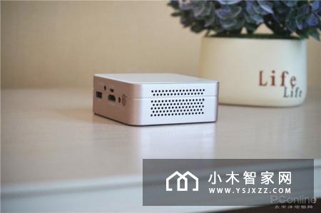 能投120英寸还能托于掌心，创维小派智能投影P1评测