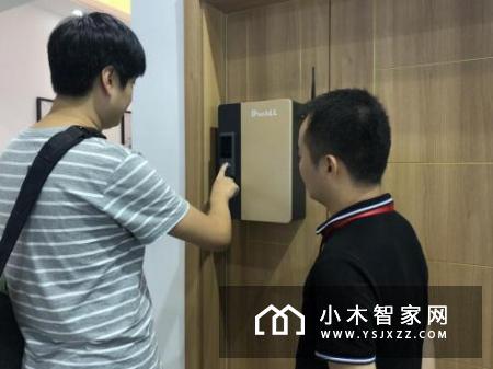 逛建博会智能家居馆新发现！——朴墅指静脉锁与家门口智能家居新产品